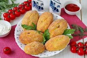 Зразы картофельные с мясом в духовке - фото шаг 9