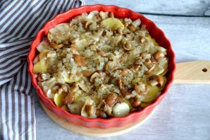 Опята с картошкой в духовке