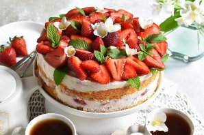Сметанный торт с клубникой - фото шаг 15