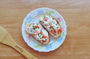 Бутерброды с творогом и помидорами - фото шаг 7