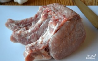 Корейка свиная на кости в духовке - фото шаг 2
