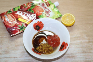 Салат из рукколы со стейком и кетчупом "Махеевъ" Беларусь - фото шаг 2