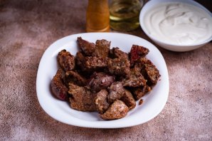 Печень говяжья в сметане