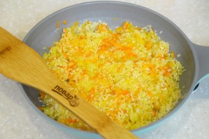 Утка с рисом в духовке - фото шаг 4