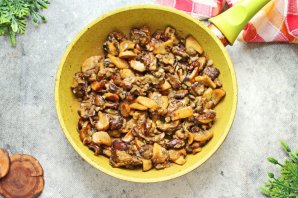 Белые грибы жареные - фото шаг 8