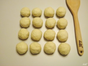 Пирожки с яйцами на кефире - фото шаг 8