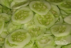 Салат из огурцов на зиму "Вкусный" - фото шаг 1