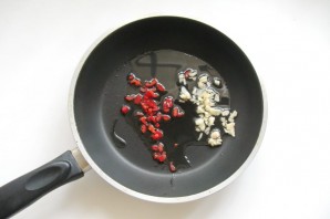 Острая закуска из баклажанов - фото шаг 5