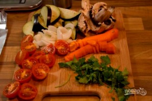 Форель, запеченная с овощами - фото шаг 1