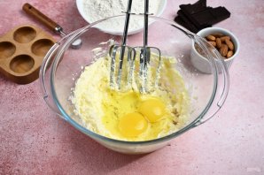 Кекс с шоколадной крошкой - фото шаг 4