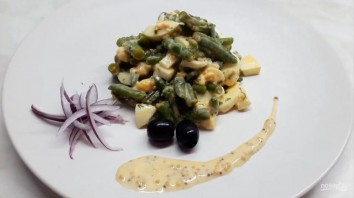 Салат с зеленой фасолью и яйцом - фото шаг 4