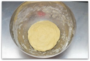 Простой рецепт пирожков с капустой - фото шаг 4