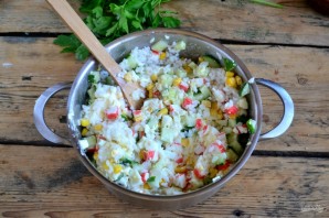 Крабовый салат рецепт классический - фото шаг 5