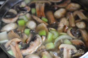 Крем-суп с грибами и сыром - фото шаг 3