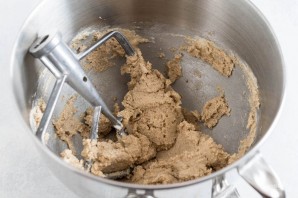 Песочное печенье с шоколадом и маршмеллоу - фото шаг 4