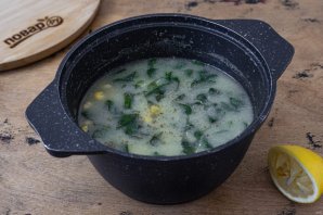 Суп из шпината и кукурузной муки - фото шаг 5