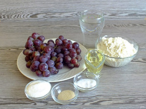Скьяччата с виноградом - фото шаг 1