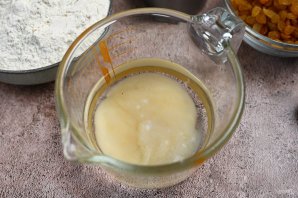 Пирог постный с изюмом - фото шаг 2