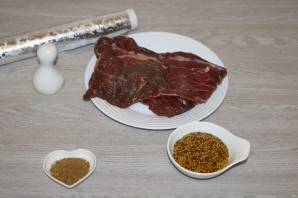 Сочная и мягкая говядина в фольге в духовке - фото шаг 1