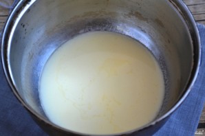 Заварное тесто на желтках - фото шаг 2