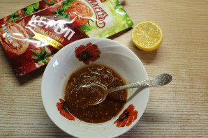 Салат из рукколы со стейком и кетчупом "Махеевъ" Беларусь - фото шаг 3