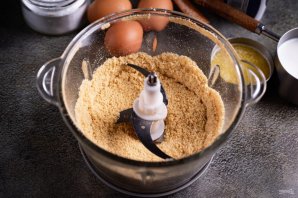 Чизкейк в аэрогриле - фото шаг 3