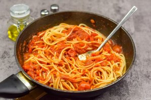 Спагетти "Четыре помидора" - фото шаг 8