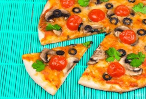 Легкая пицца с хрустящей корочкой - фото шаг 5