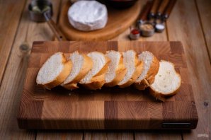 Камамбер в аэрогриле - фото шаг 2