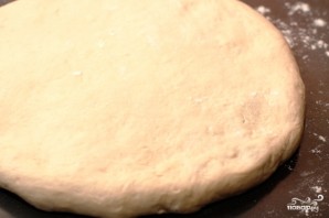 Фокачча с сыром и базиликом - фото шаг 7
