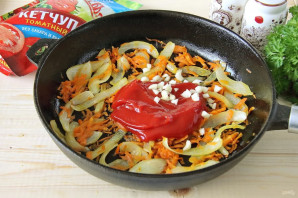 Тилапия в томатном соусе с кетчупом - фото шаг 5