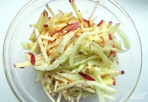 Салат из фенхеля с яблоками - фото шаг 4