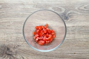 Баклажаны с брынзой и помидорами в духовке - фото шаг 3