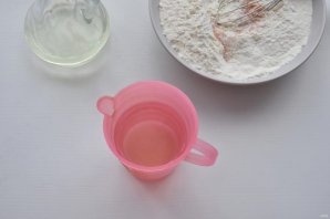 Белая пицца с лососем - фото шаг 3