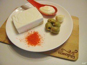 Плавленый сыр с чесноком "Мандаринки" - фото шаг 1