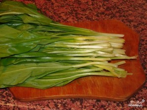 Салат из листьев чеснока - фото шаг 3
