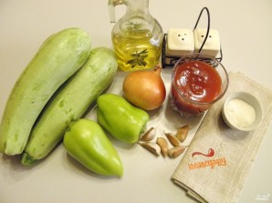 Кабачковая икра с томатным соусом - фото шаг 1