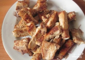 Свинина с гречкой в горшочке - фото шаг 2