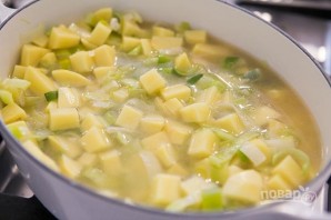 Картофельный суп с луком - фото шаг 5