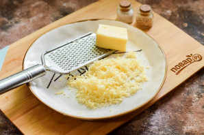 Швейцарский молочный суп с сыром - фото шаг 4