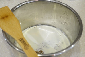 Гречневая каша в мультиварке на молоке - фото шаг 3