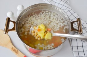 Суп с нутом и фрикадельками - фото шаг 4
