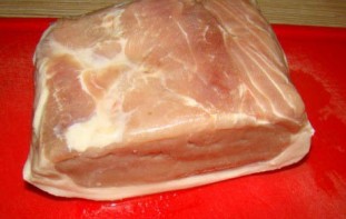 Свинина в сметанном соусе - фото шаг 1