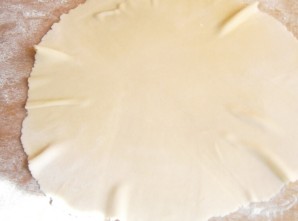 Торт на сковороде со сгущенкой - фото шаг 2