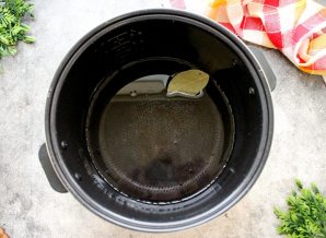 Курица на пару в мультиварке - фото шаг 5