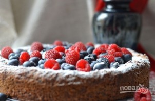 Заливной пирог с ягодами - фото шаг 6