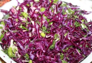 Салат к шашлыку из капусты - фото шаг 7