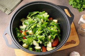 Рагу с фаршем и замороженными овощами - фото шаг 5