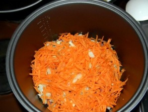 Подлива из свинины с морковкой - фото шаг 2