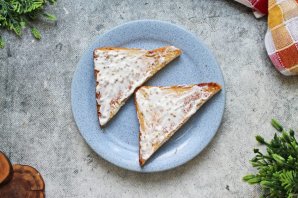 Бутерброды со шпротами - фото шаг 3